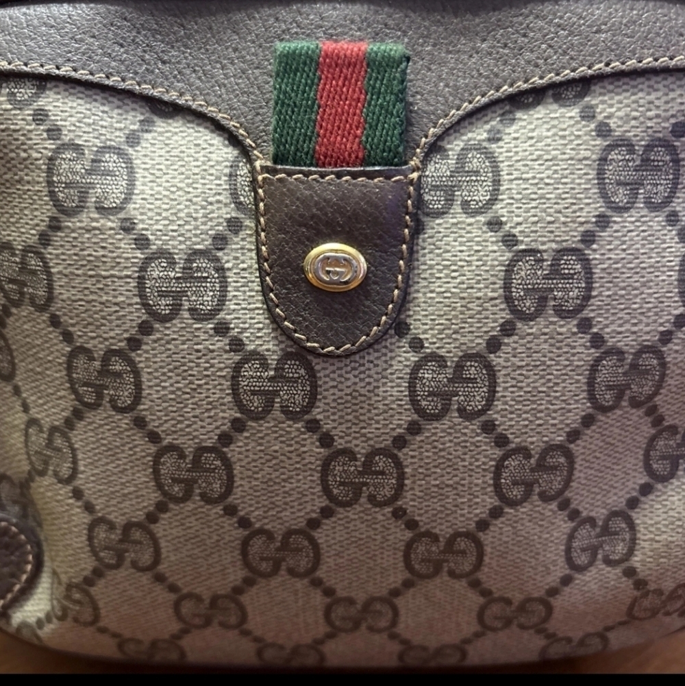 AUTHENTIC VINTAGE Gucci Beige and Brown Monogram Bag